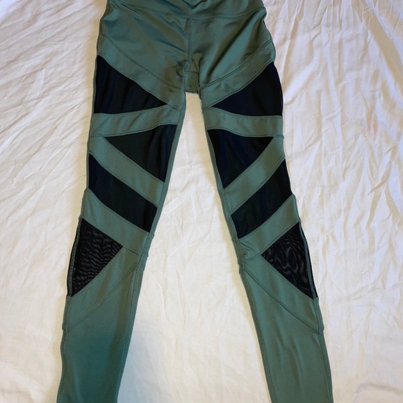 Jessica Simpson 'The Warmup' Leggings - Picture 6 of 6